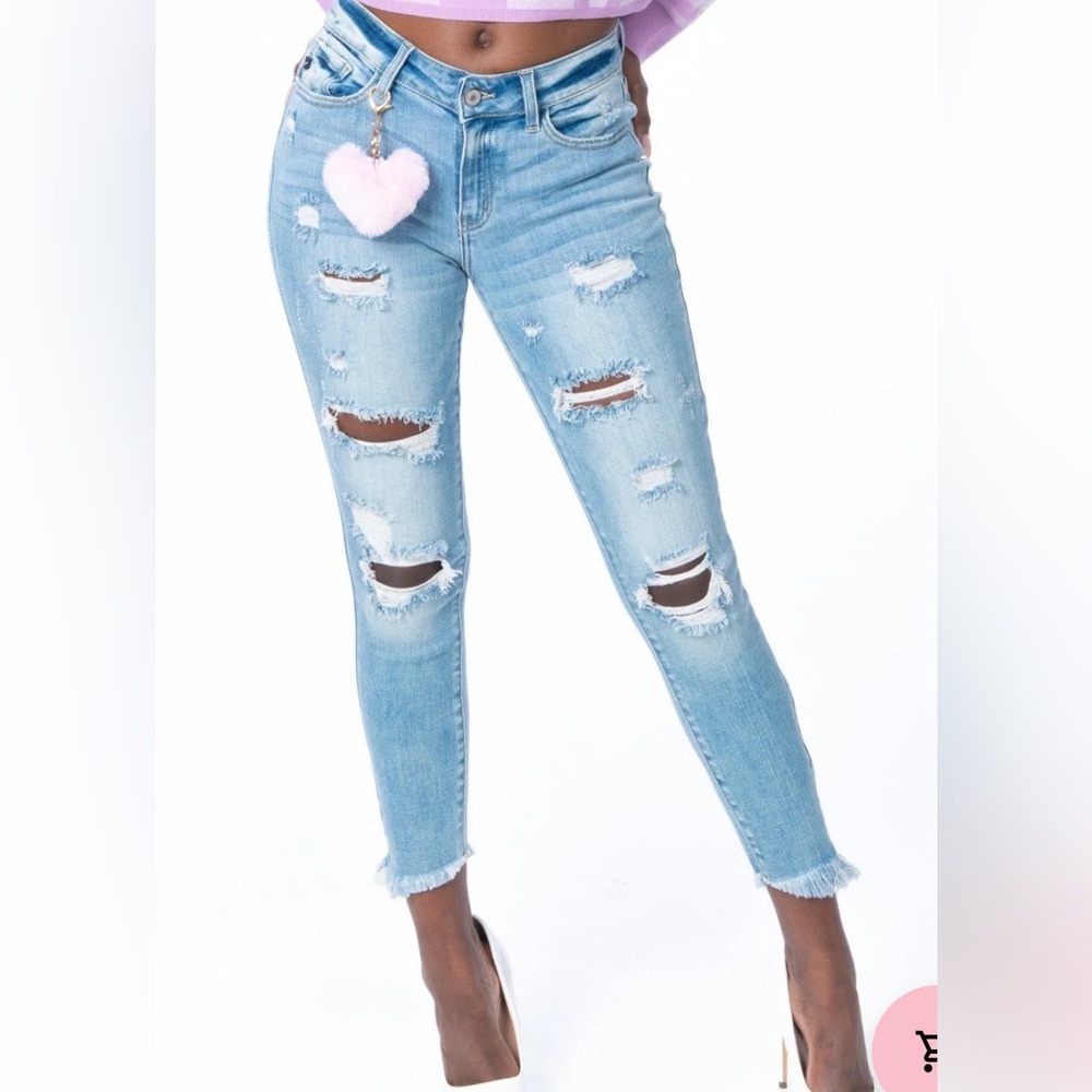 NWT kancan light wash mid rise ankle skinny distressed size 5 msrp $80